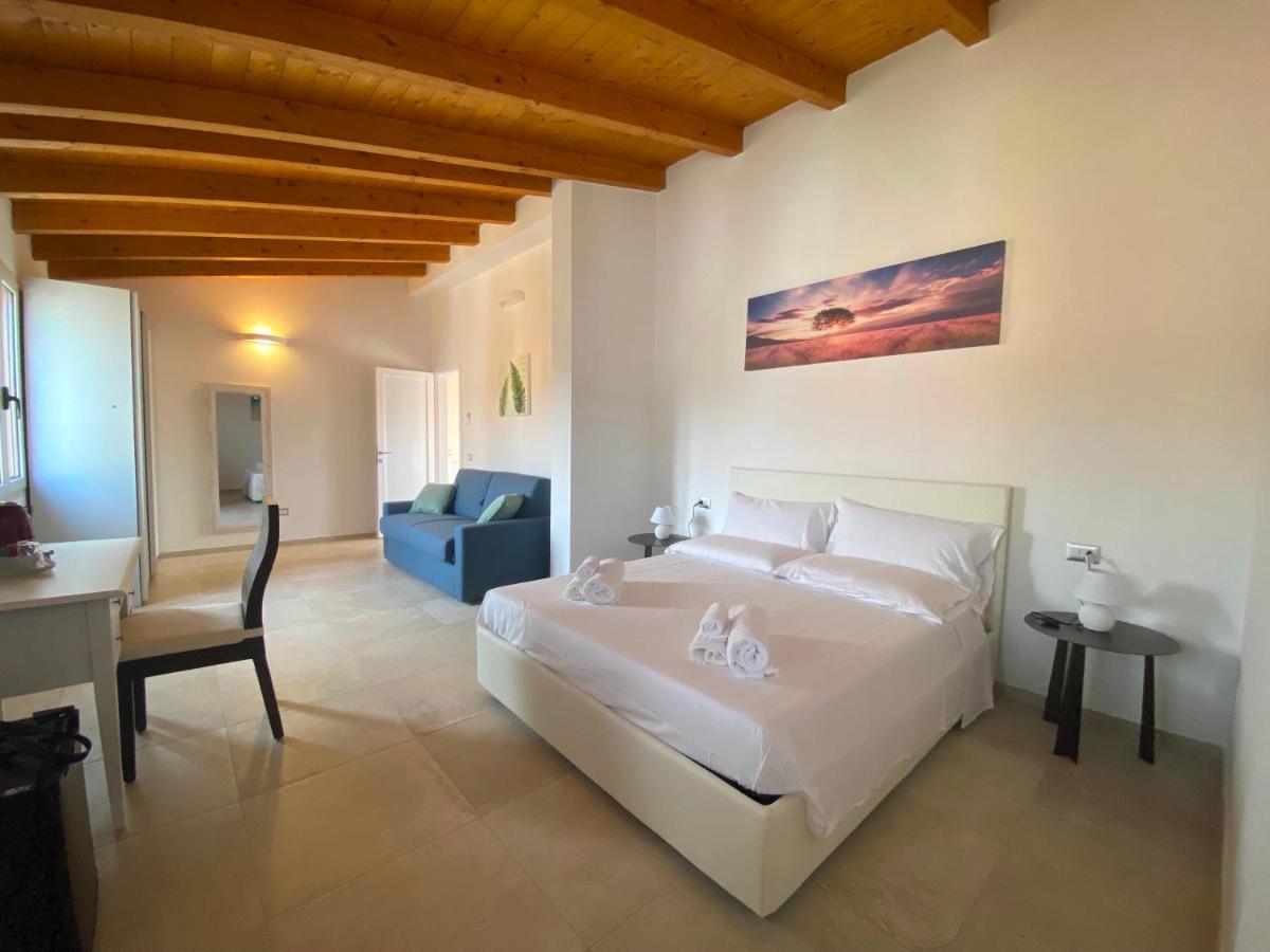 Punto Zero Rooms San Teodoro  Kültér fotó