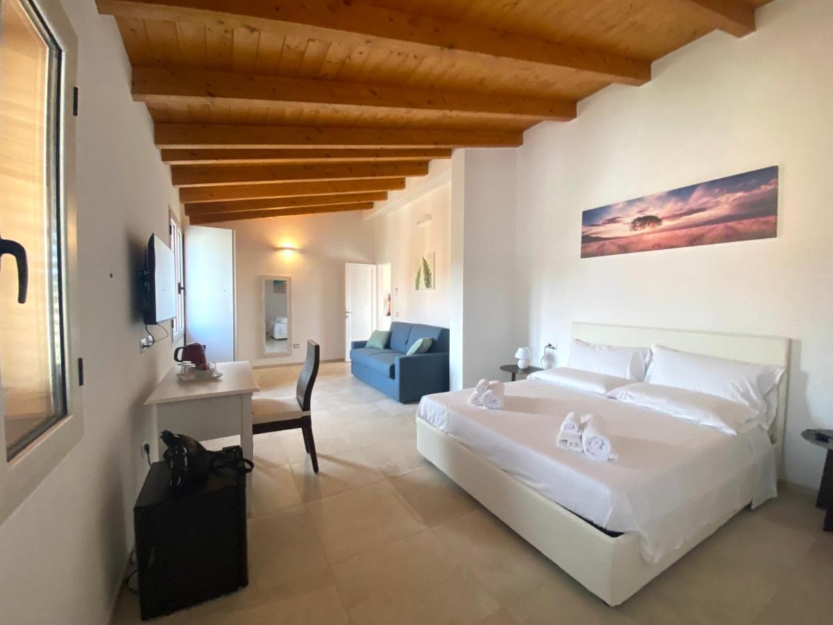 Punto Zero Rooms San Teodoro  Kültér fotó