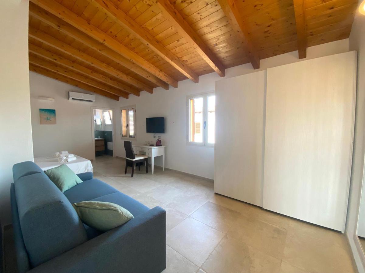 Punto Zero Rooms San Teodoro  Kültér fotó
